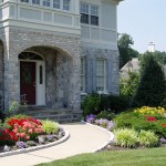 8 Landscaping Ideas Worth “Borrowing”